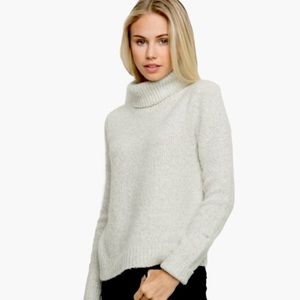 Brandy Melville Wool blend Turtleneck sweater S